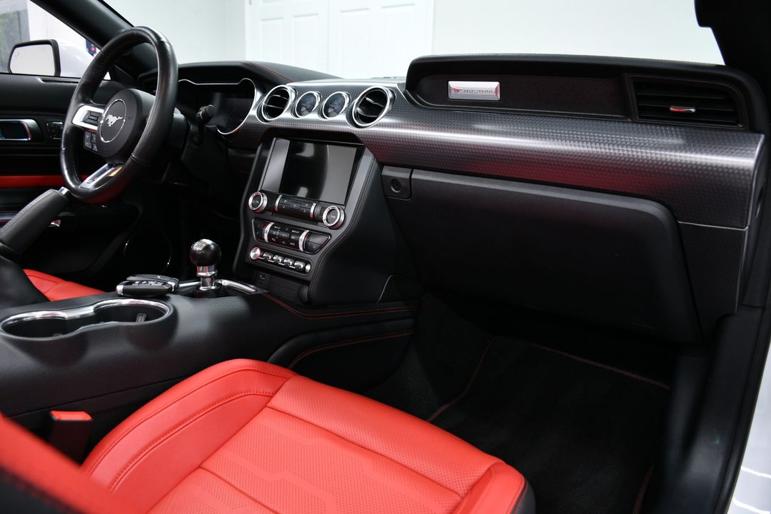 2022 Ford Mustang