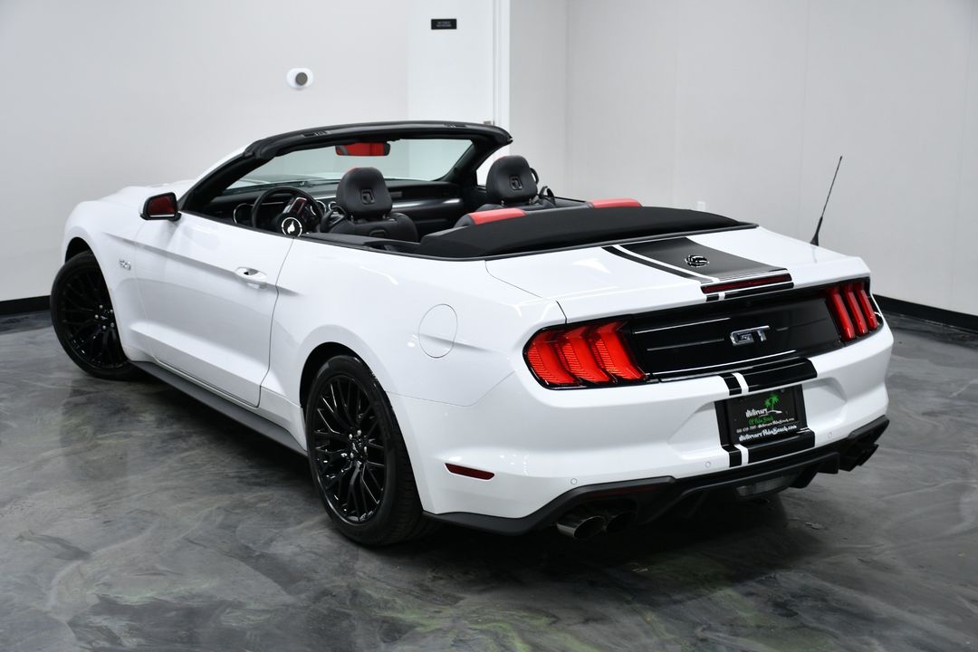2022 Ford Mustang