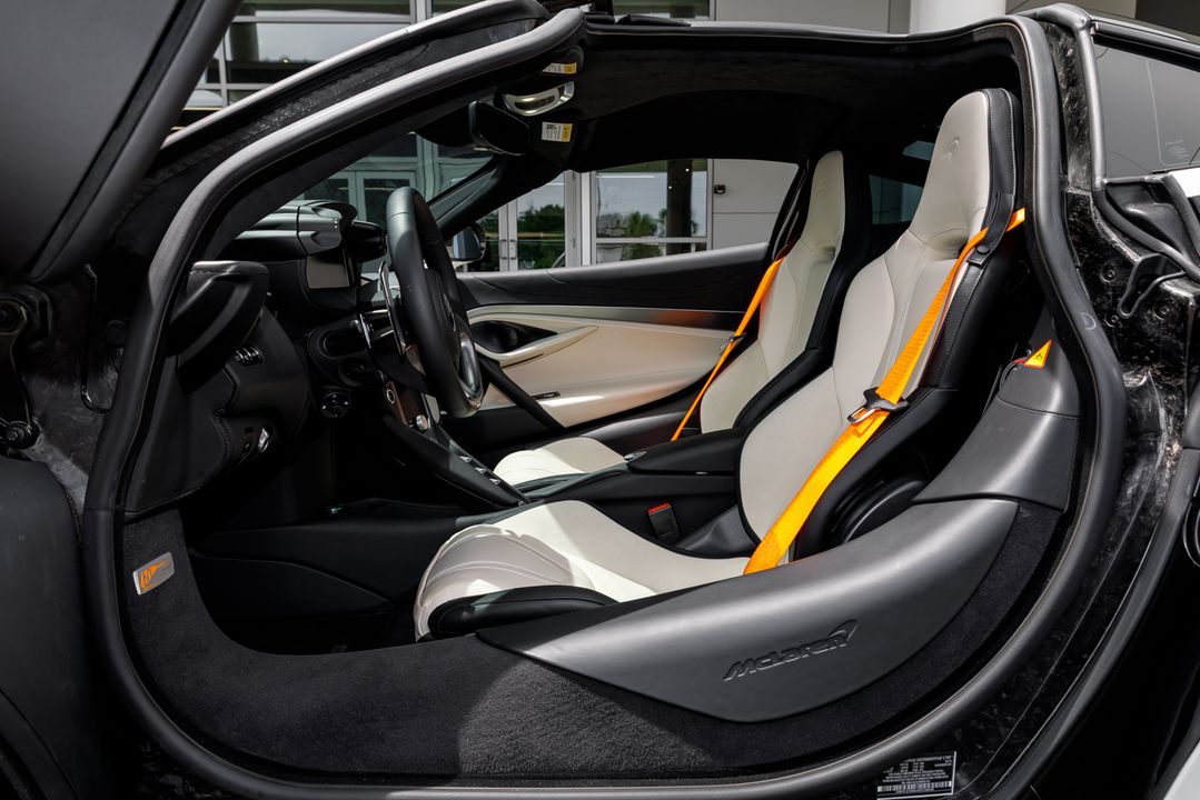 2024 McLaren 750S