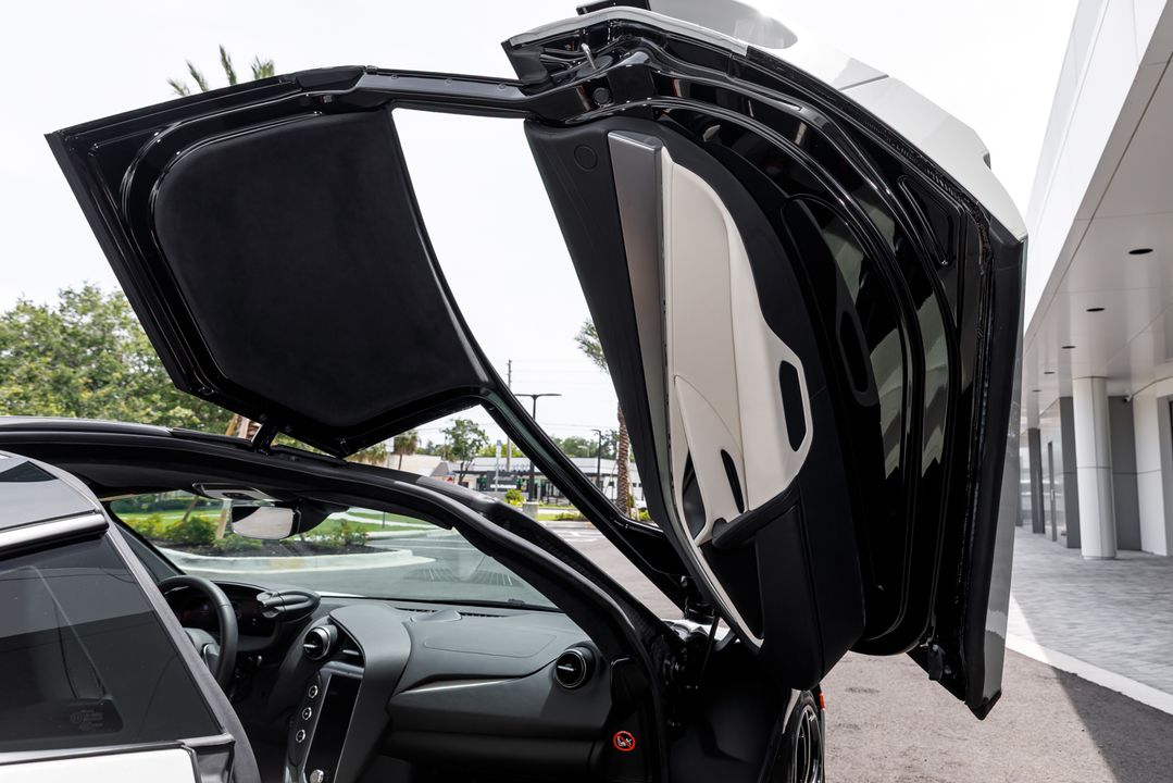 2024 McLaren 750S