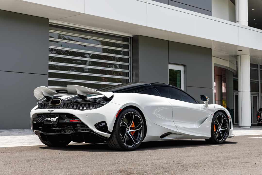 2024 McLaren 750S