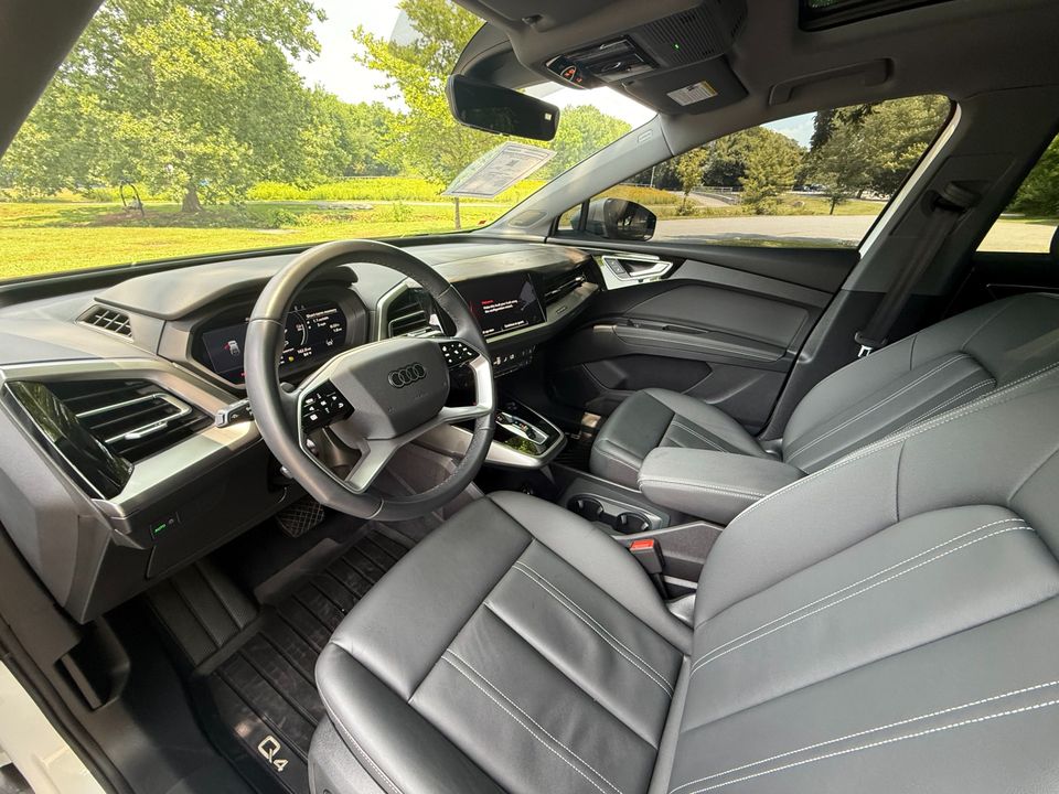 2024 Audi Q4 e-tron