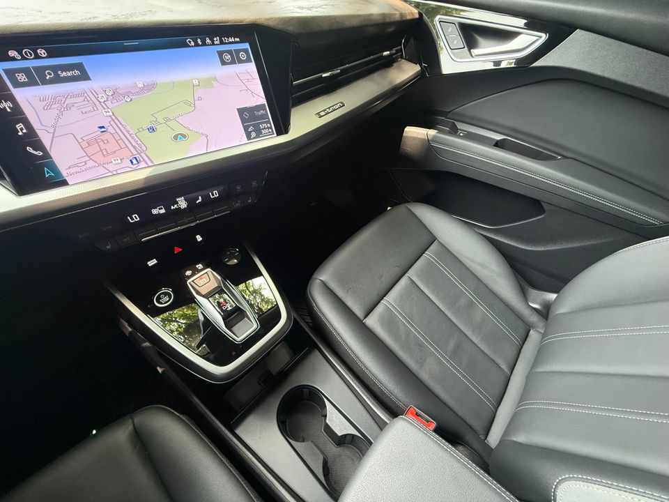 2024 Audi Q4 e-tron