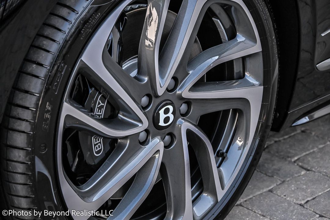 2025 Bentley Flying Spur