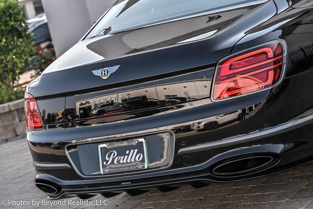 2025 Bentley Flying Spur