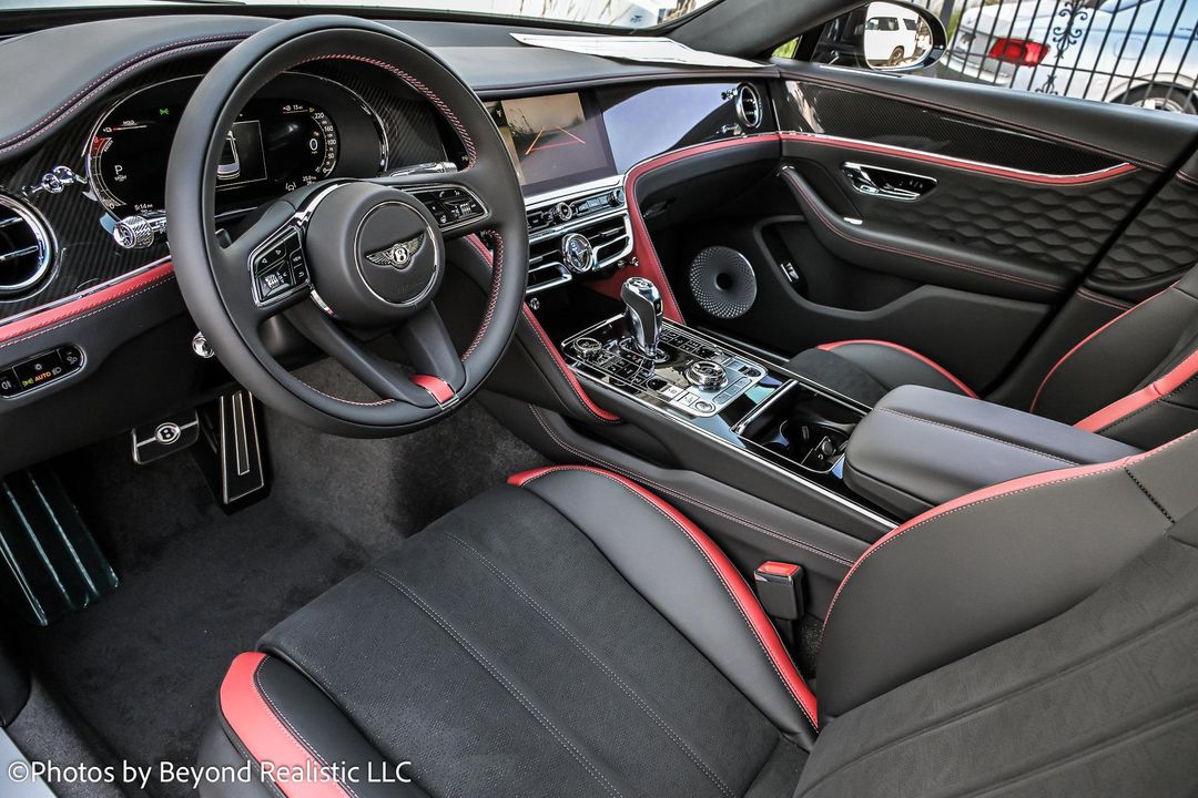 2025 Bentley Flying Spur