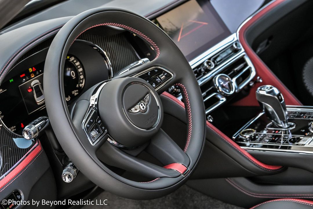 2025 Bentley Flying Spur