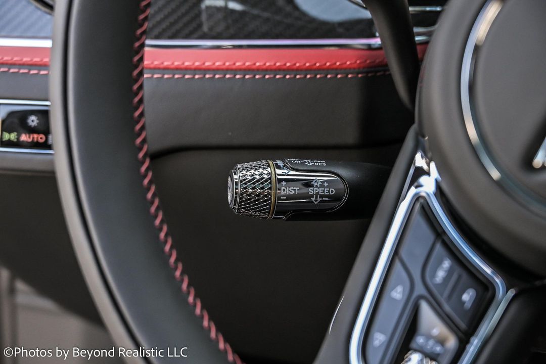 2025 Bentley Flying Spur