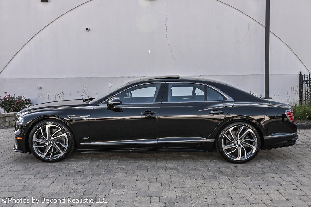 2025 Bentley Flying Spur