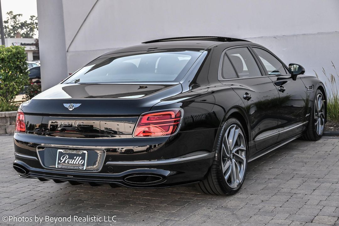 2025 Bentley Flying Spur