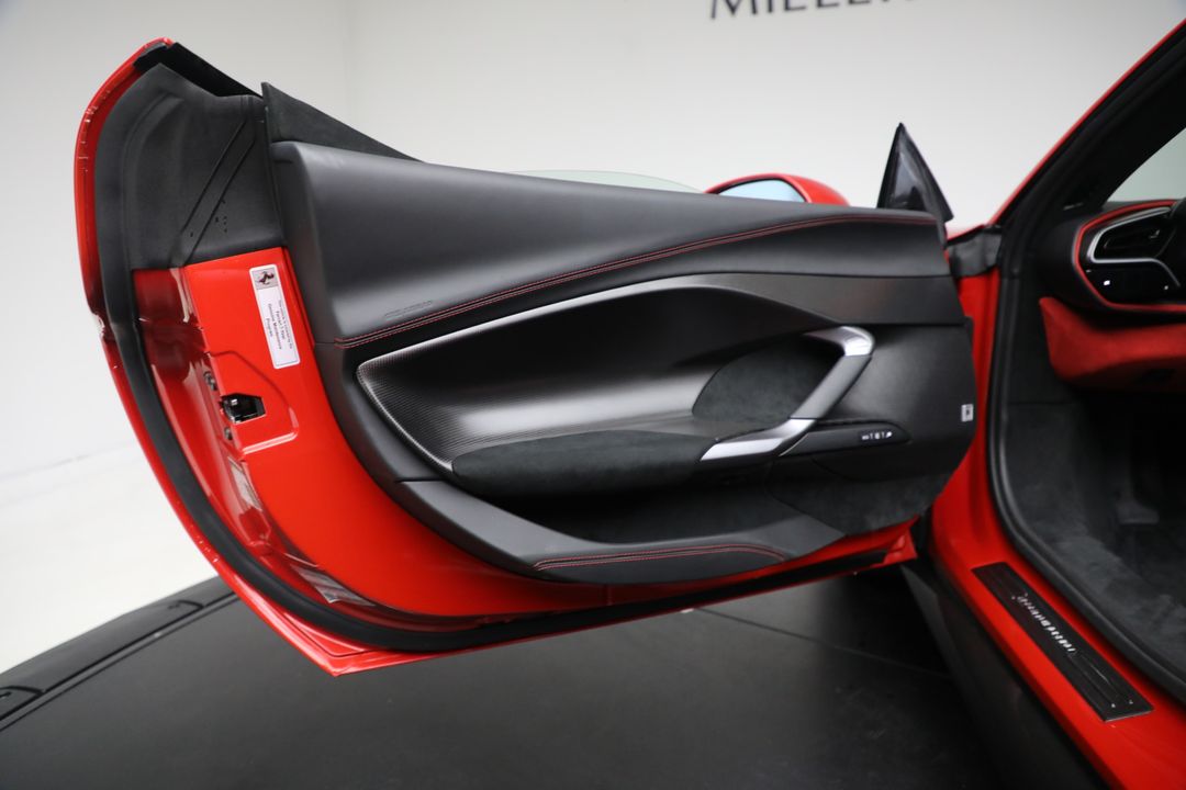 2024 Ferrari 296 GTS