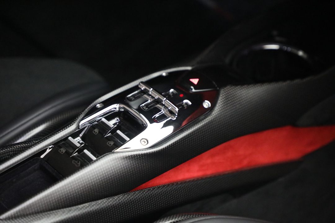 2024 Ferrari 296 GTS