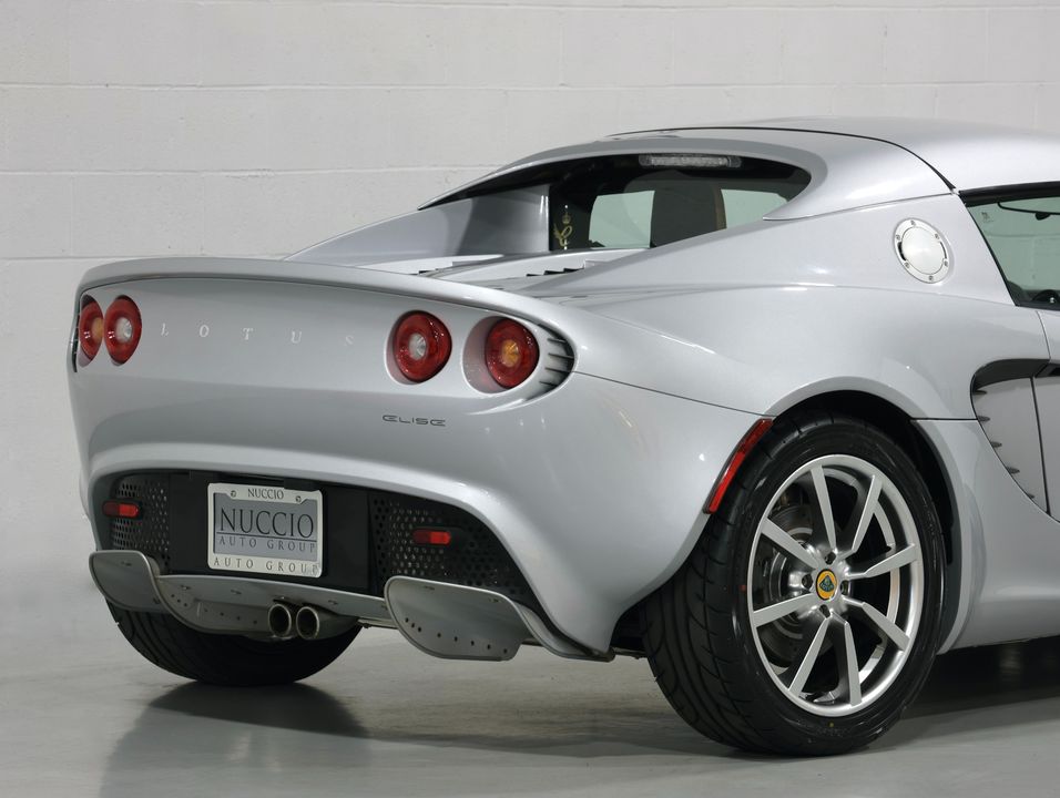 2005 Lotus Elise
