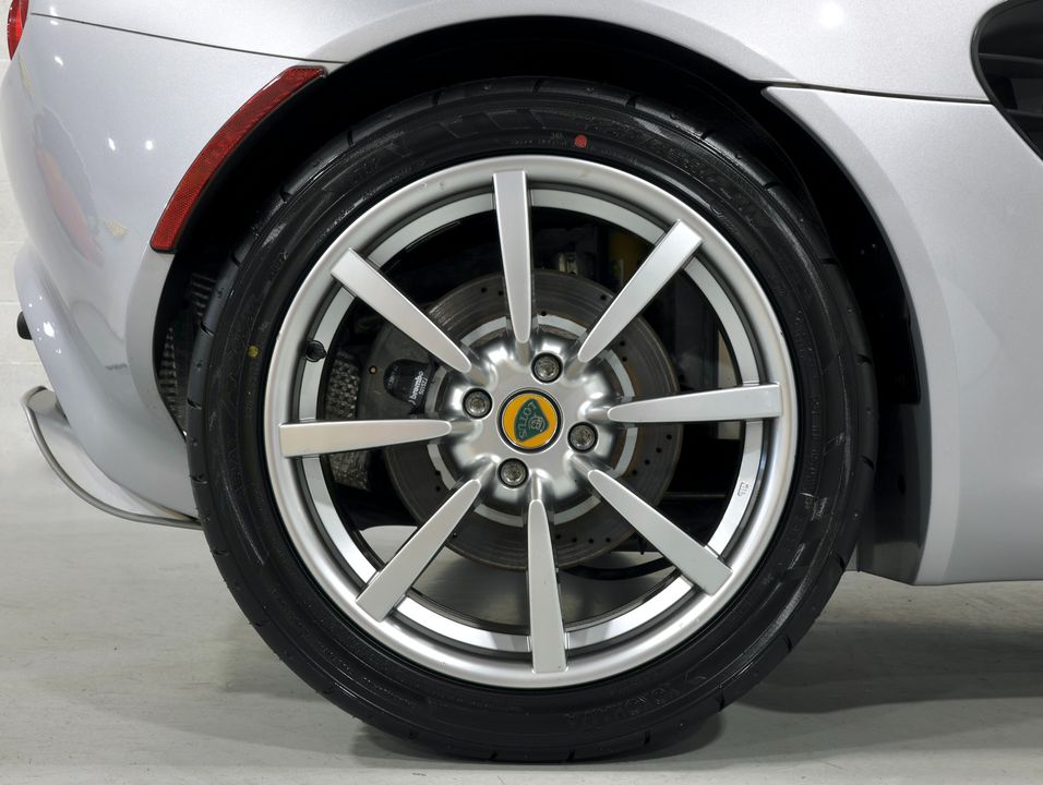 2005 Lotus Elise