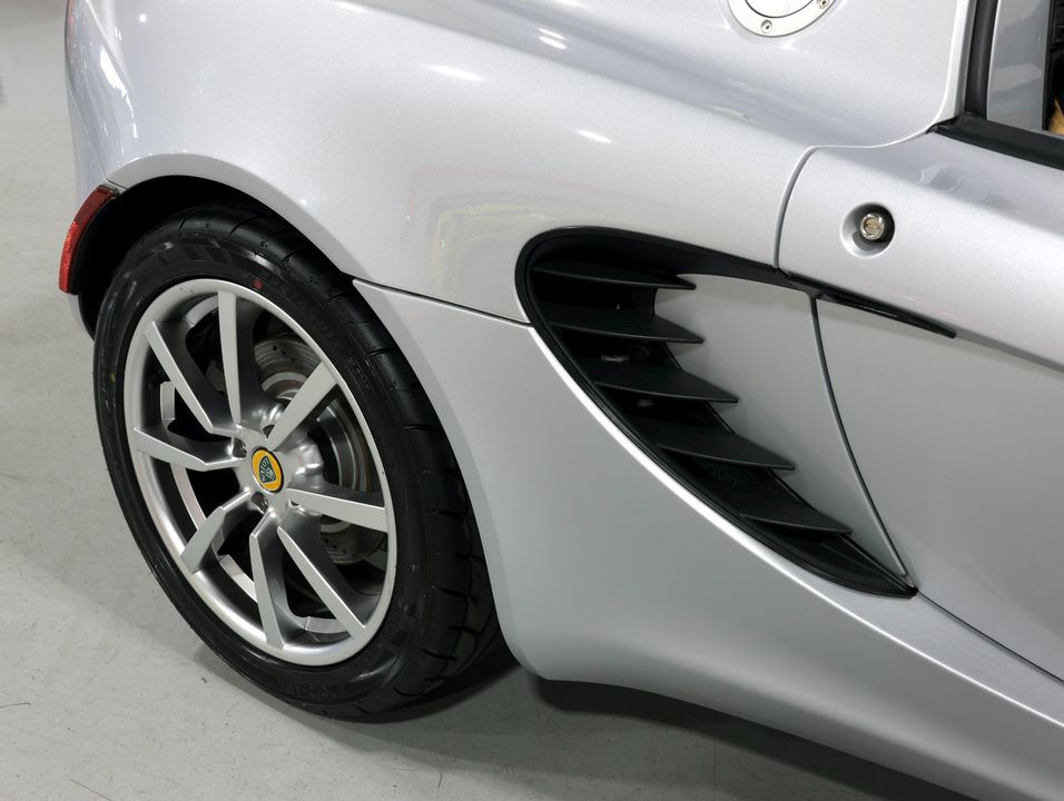 2005 Lotus Elise