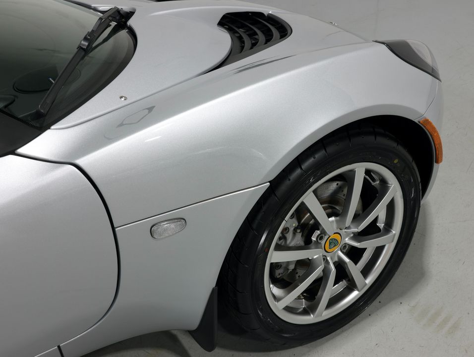 2005 Lotus Elise