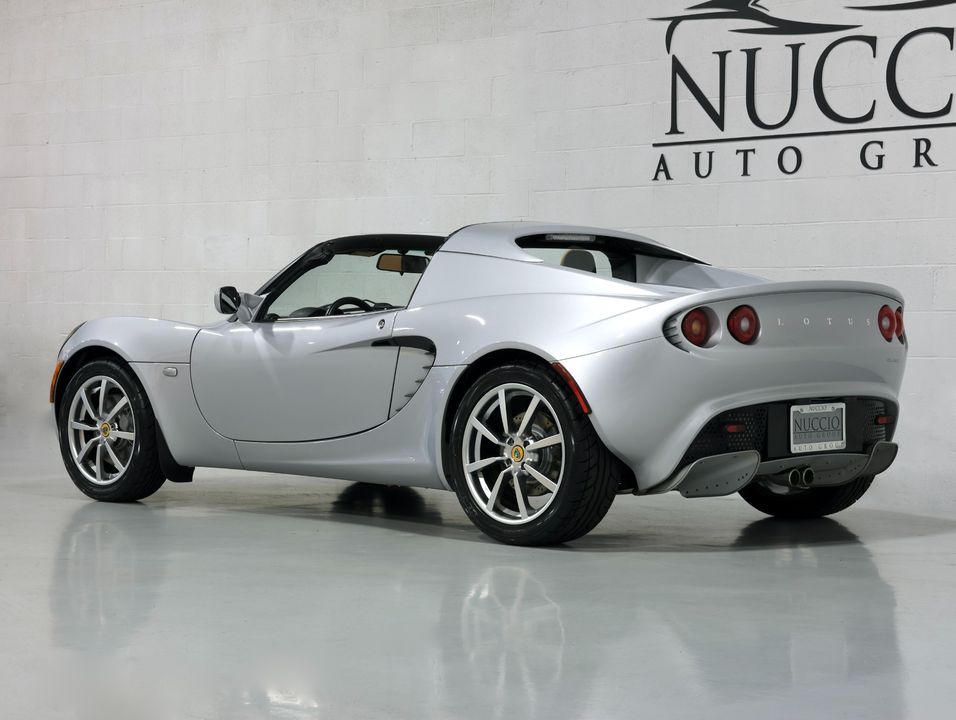 2005 Lotus Elise