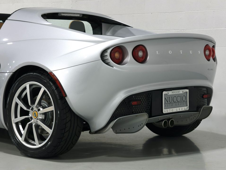2005 Lotus Elise