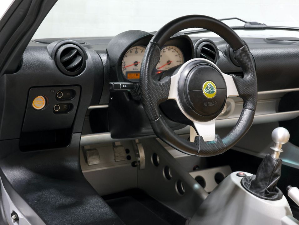 2005 Lotus Elise