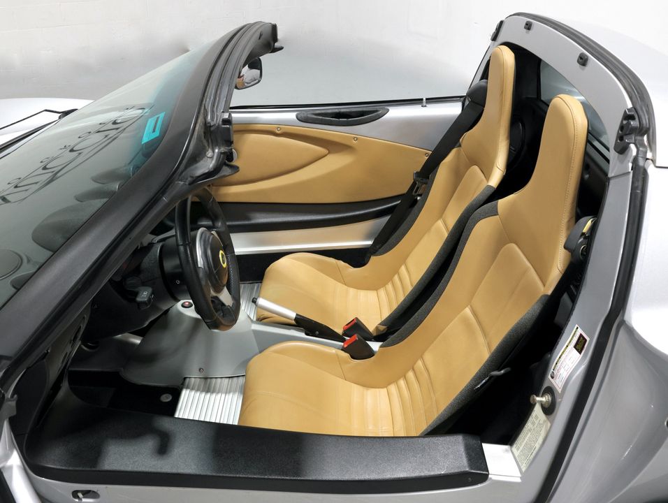 2005 Lotus Elise
