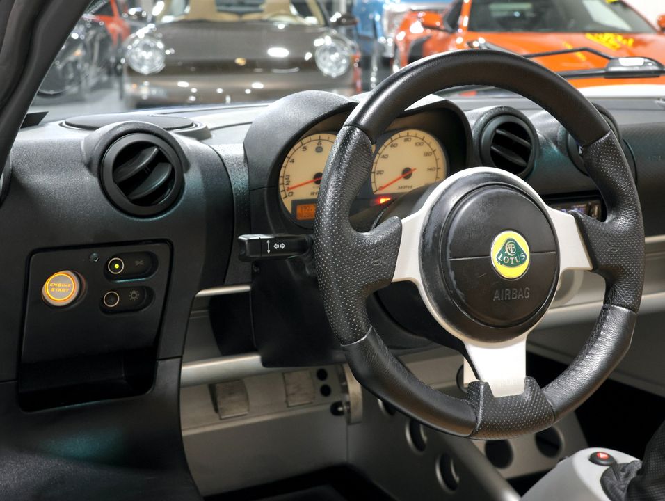 2005 Lotus Elise