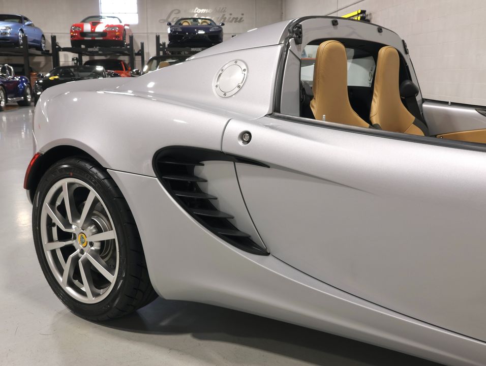 2005 Lotus Elise