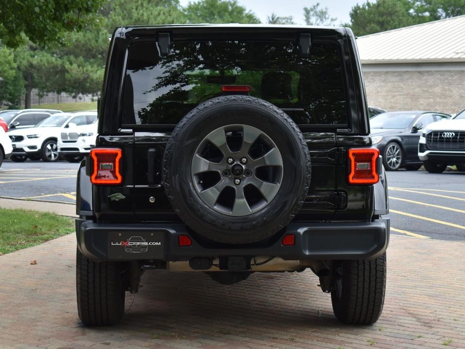 2018 Jeep Wrangler Unlimited Sahara 4x4 w/2.0L I4 DOHC DI TURBO ETORQUE,