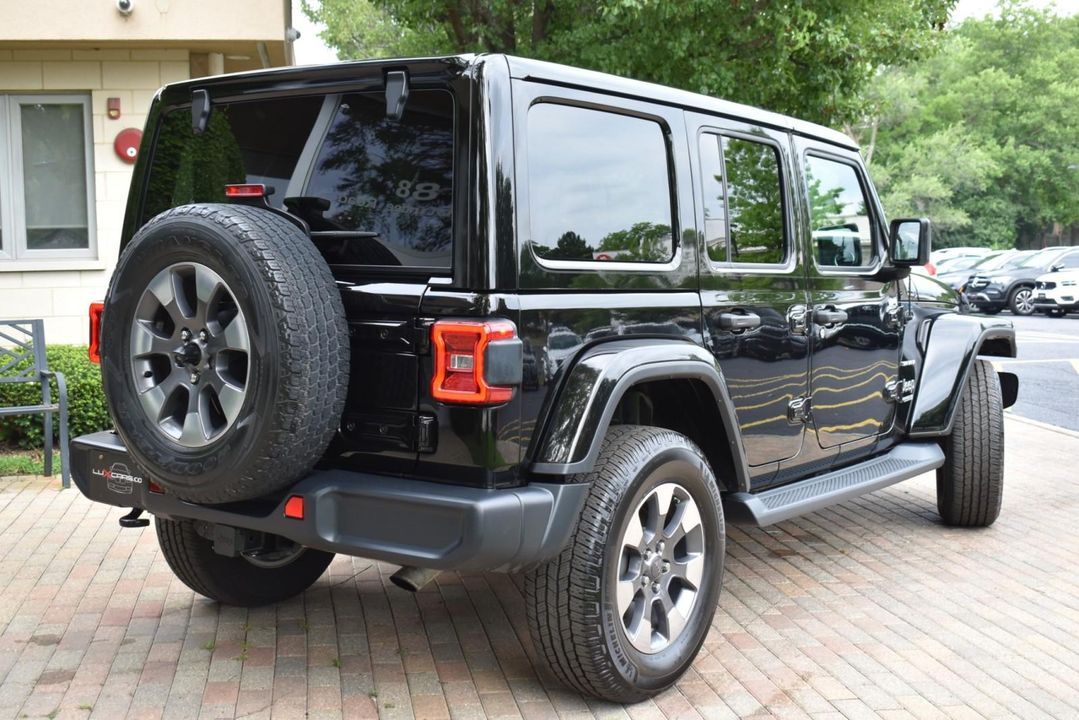 2018 Jeep Wrangler Unlimited Sahara 4x4 w/2.0L I4 DOHC DI TURBO ETORQUE,