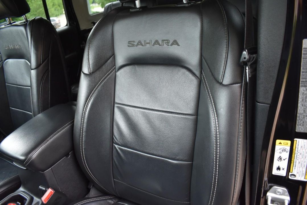 2018 Jeep Wrangler Unlimited Sahara 4x4 w/2.0L I4 DOHC DI TURBO ETORQUE,