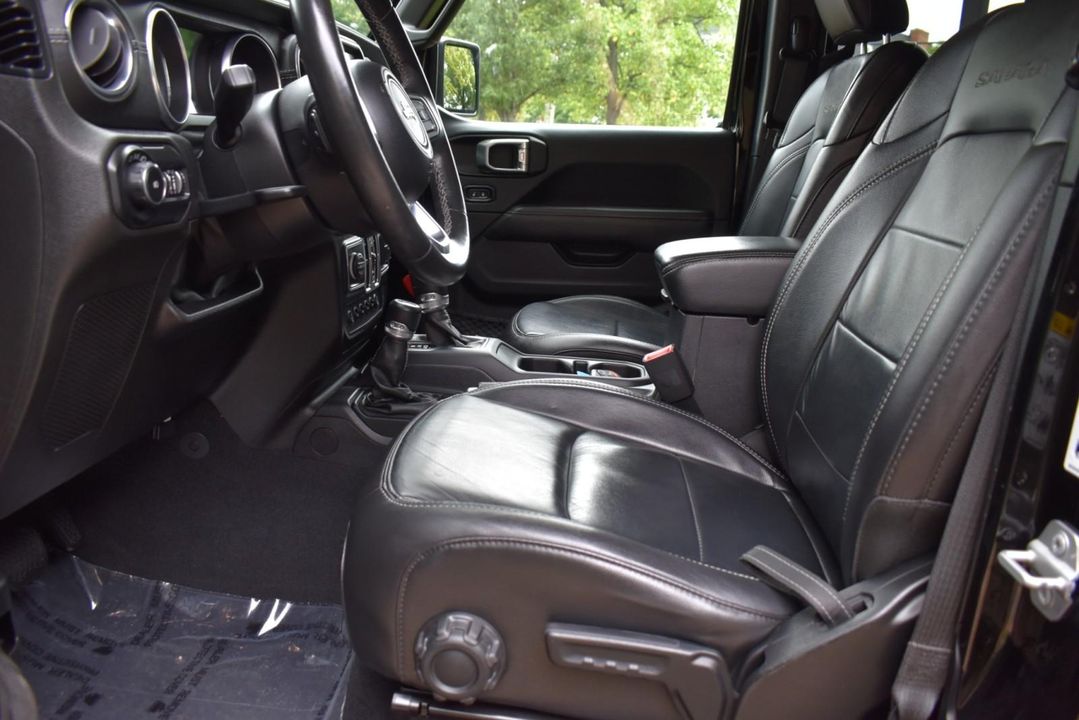 2018 Jeep Wrangler Unlimited Sahara 4x4 w/2.0L I4 DOHC DI TURBO ETORQUE,