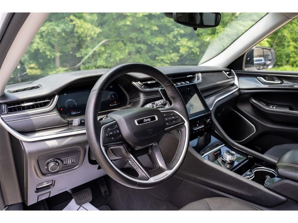 2022 Jeep Grand Cherokee