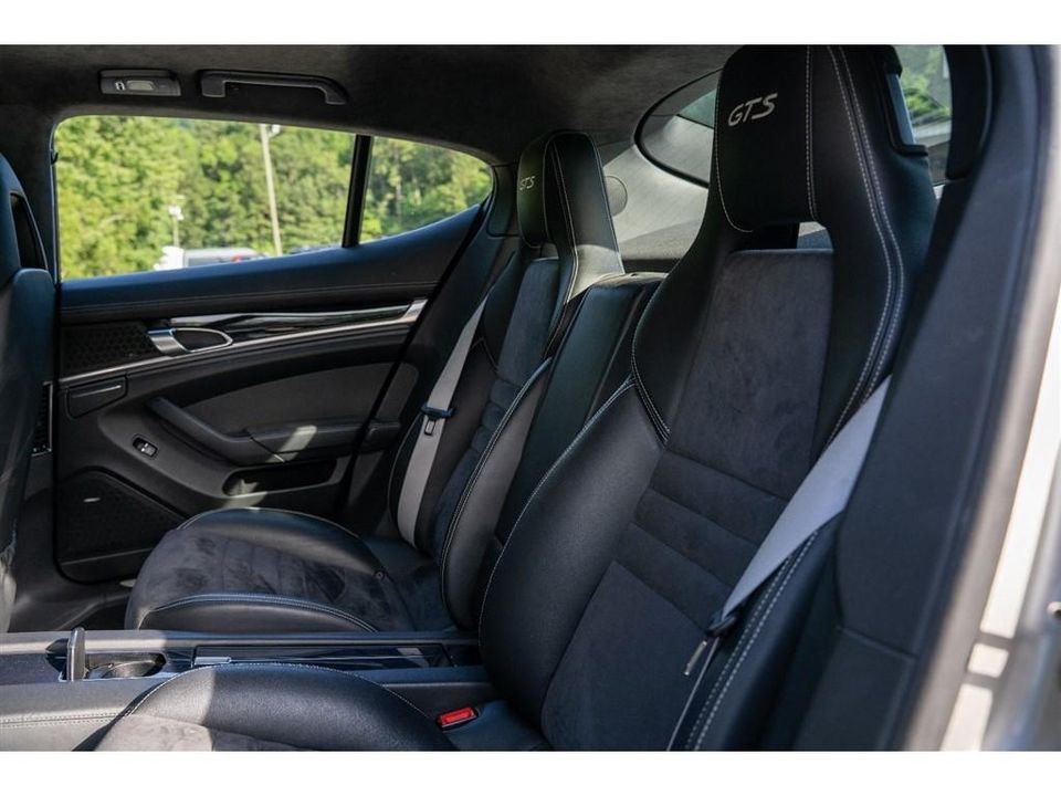 2013 Porsche Panamera