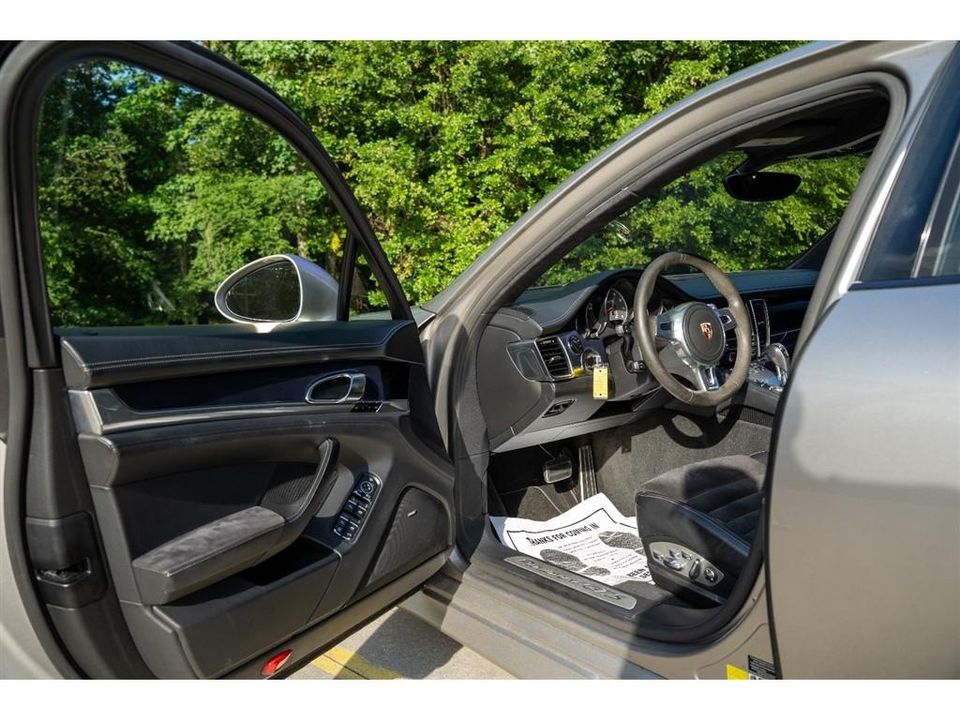 2013 Porsche Panamera