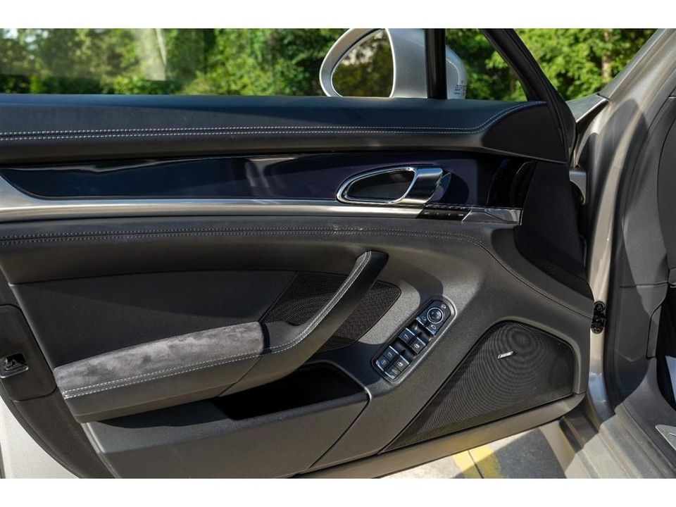 2013 Porsche Panamera