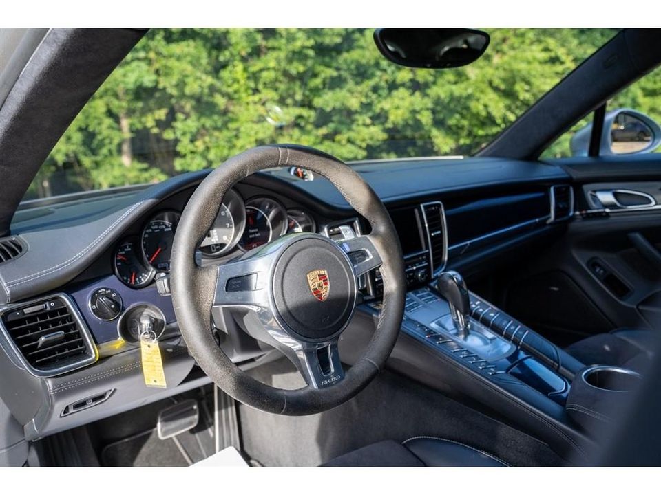 2013 Porsche Panamera