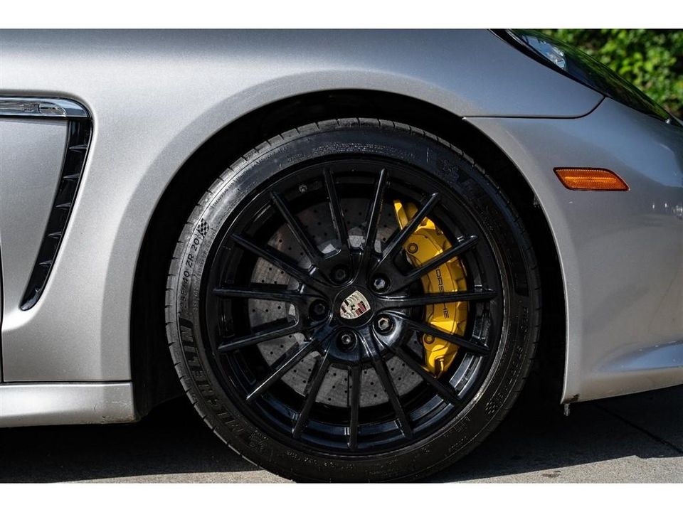2013 Porsche Panamera