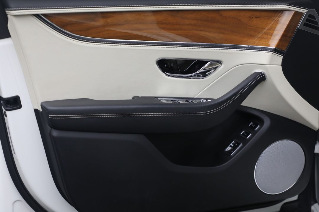 2024 Bentley Flying Spur