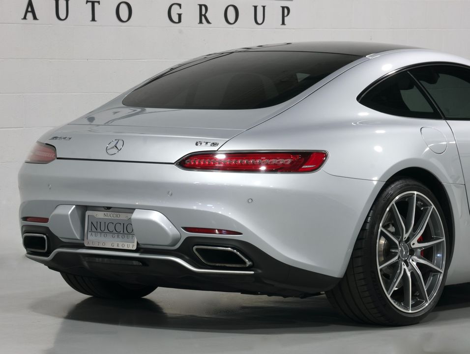2016 Mercedes-Benz AMG GT S