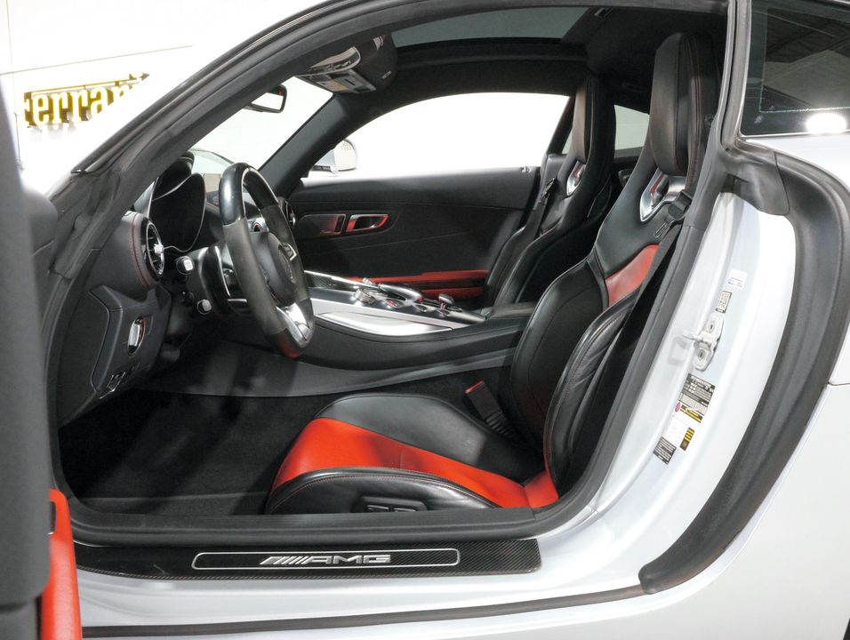 2016 Mercedes-Benz AMG GT S