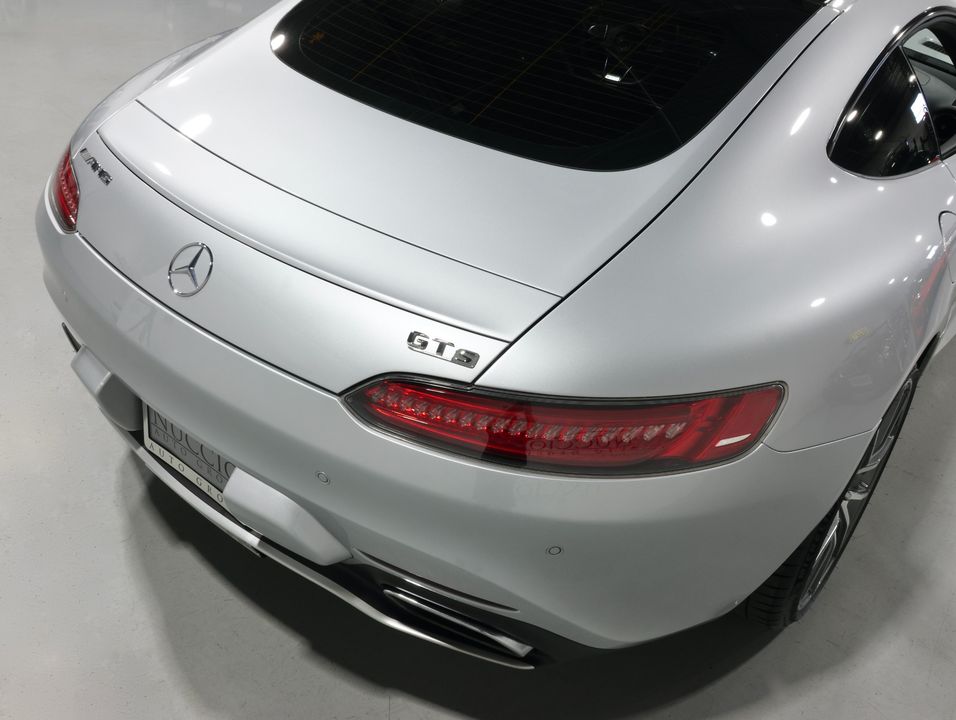 2016 Mercedes-Benz AMG GT S