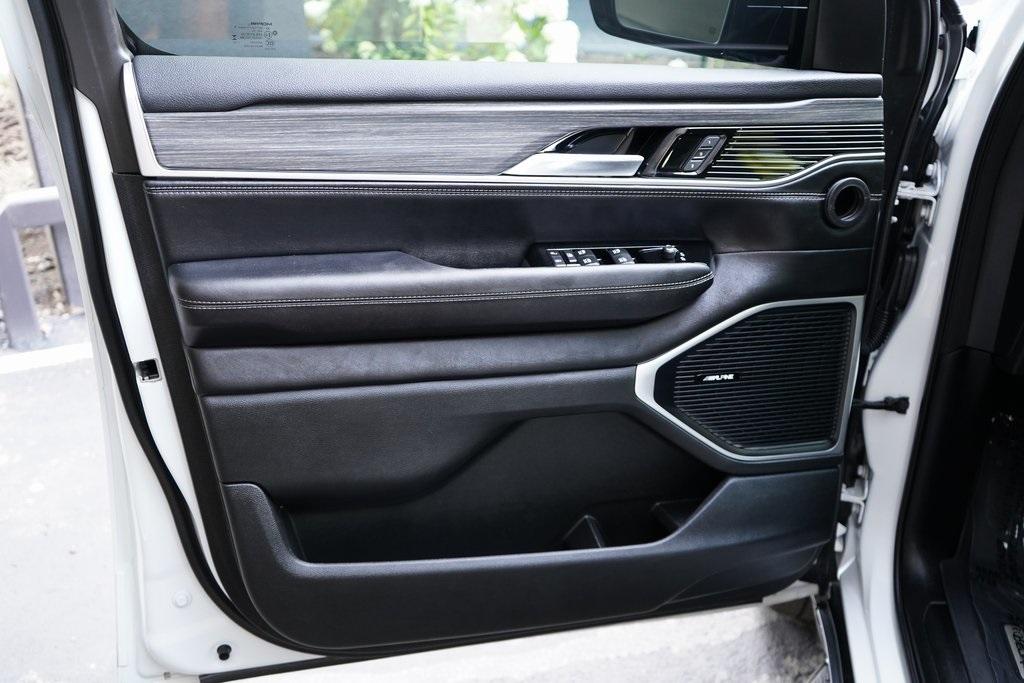 2023 Jeep Wagoneer