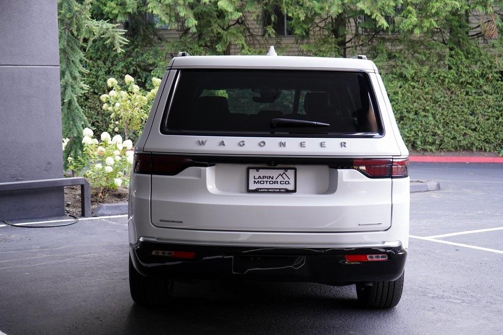 2023 Jeep Wagoneer