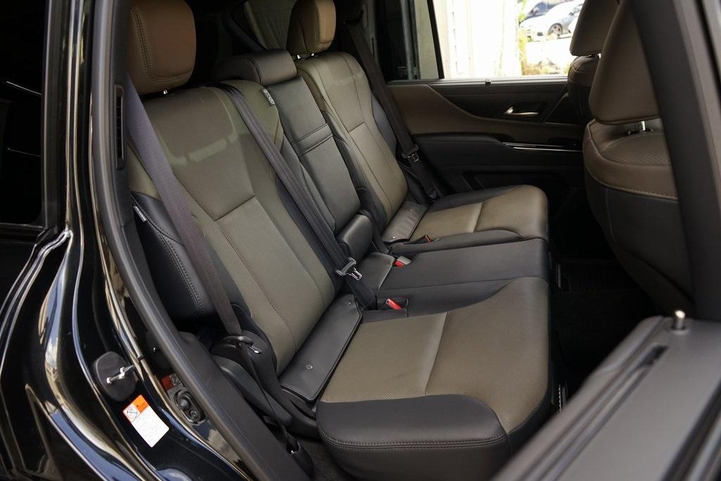 2025 Lexus LX 700H