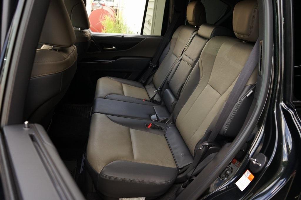 2025 Lexus LX 700H