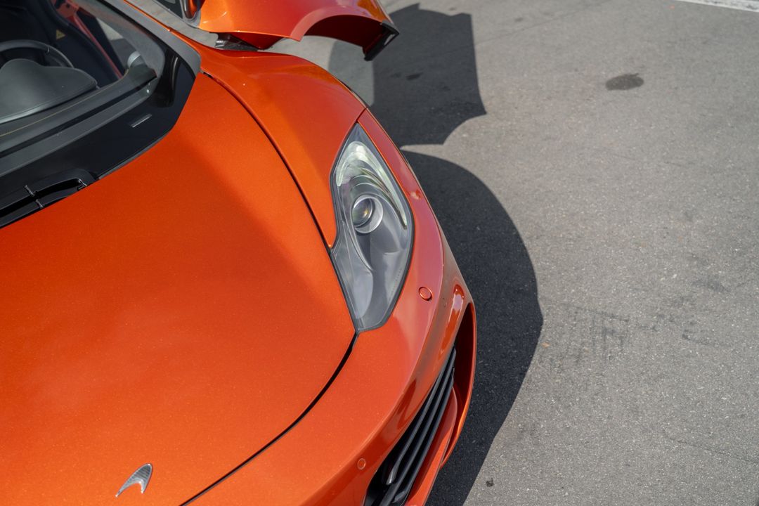 2012 McLaren MP4-12C