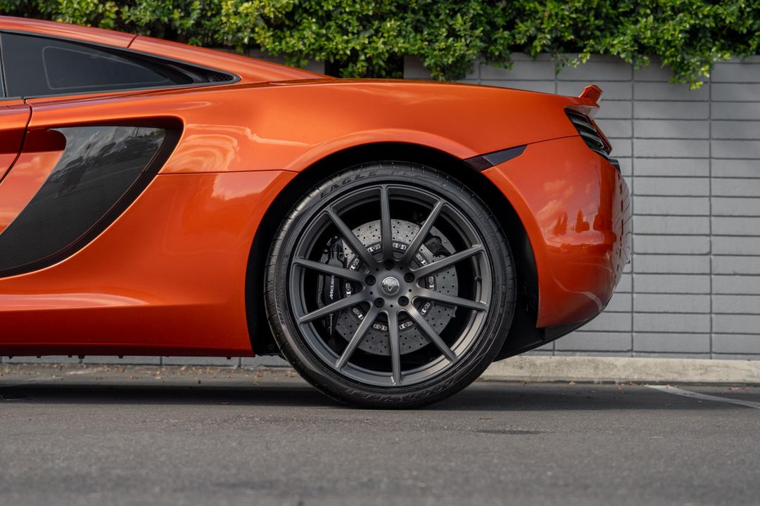 2012 McLaren MP4-12C
