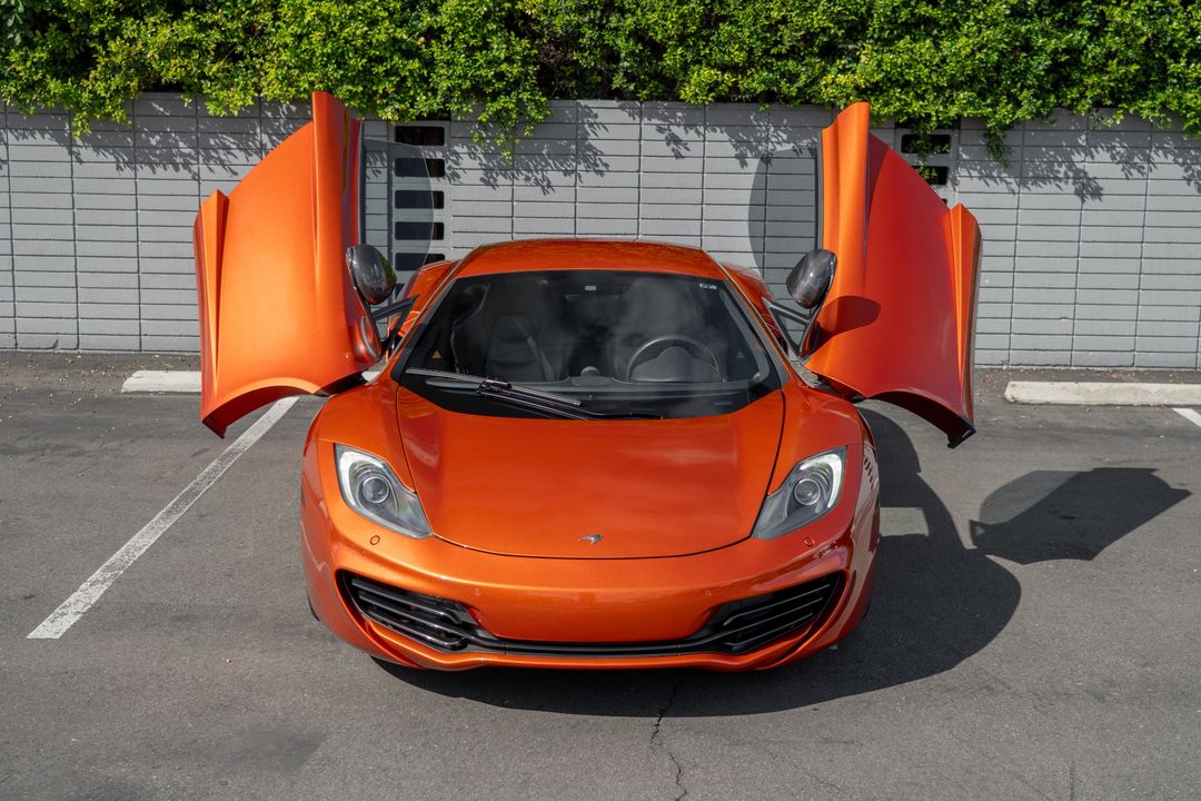 2012 McLaren MP4-12C