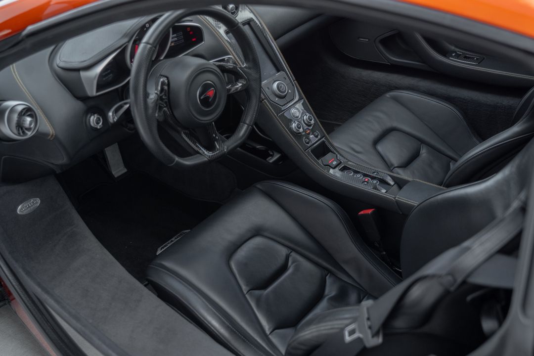 2012 McLaren MP4-12C