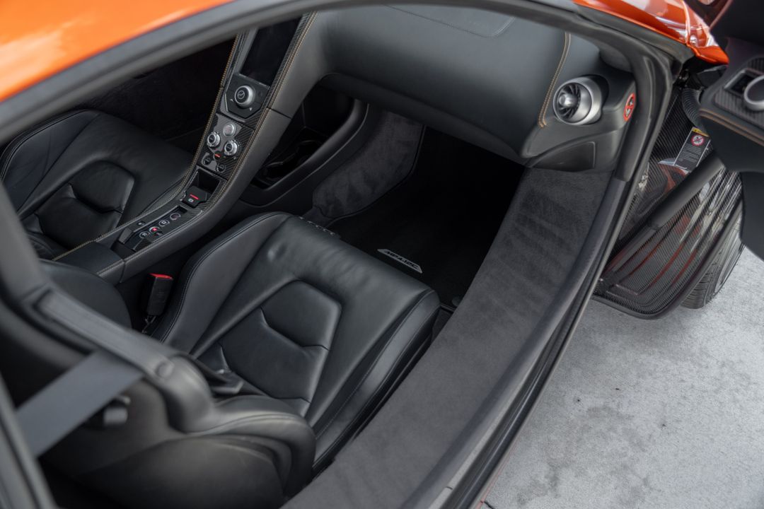2012 McLaren MP4-12C