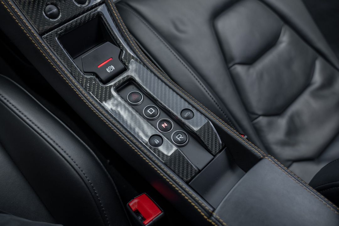2012 McLaren MP4-12C